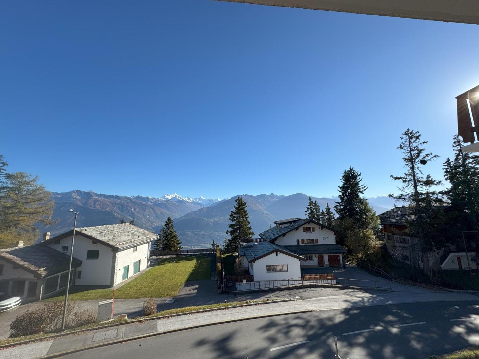 Crans Montana Suites Eksteriør billede