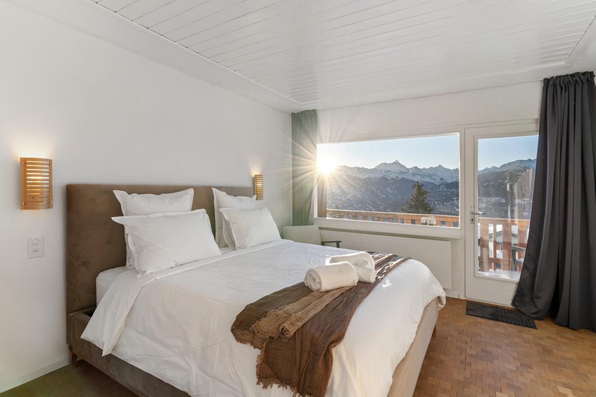 Crans Montana Suites Eksteriør billede